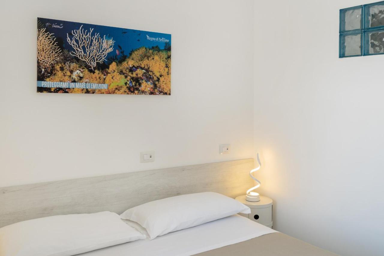 Poseidonia Rooms プロチーダ エクステリア 写真