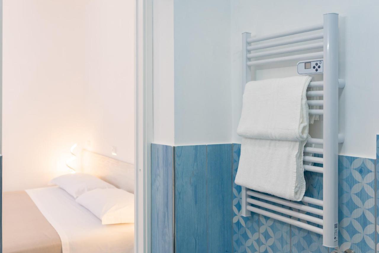 Poseidonia Rooms プロチーダ エクステリア 写真
