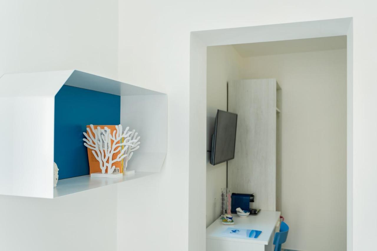 Poseidonia Rooms プロチーダ エクステリア 写真